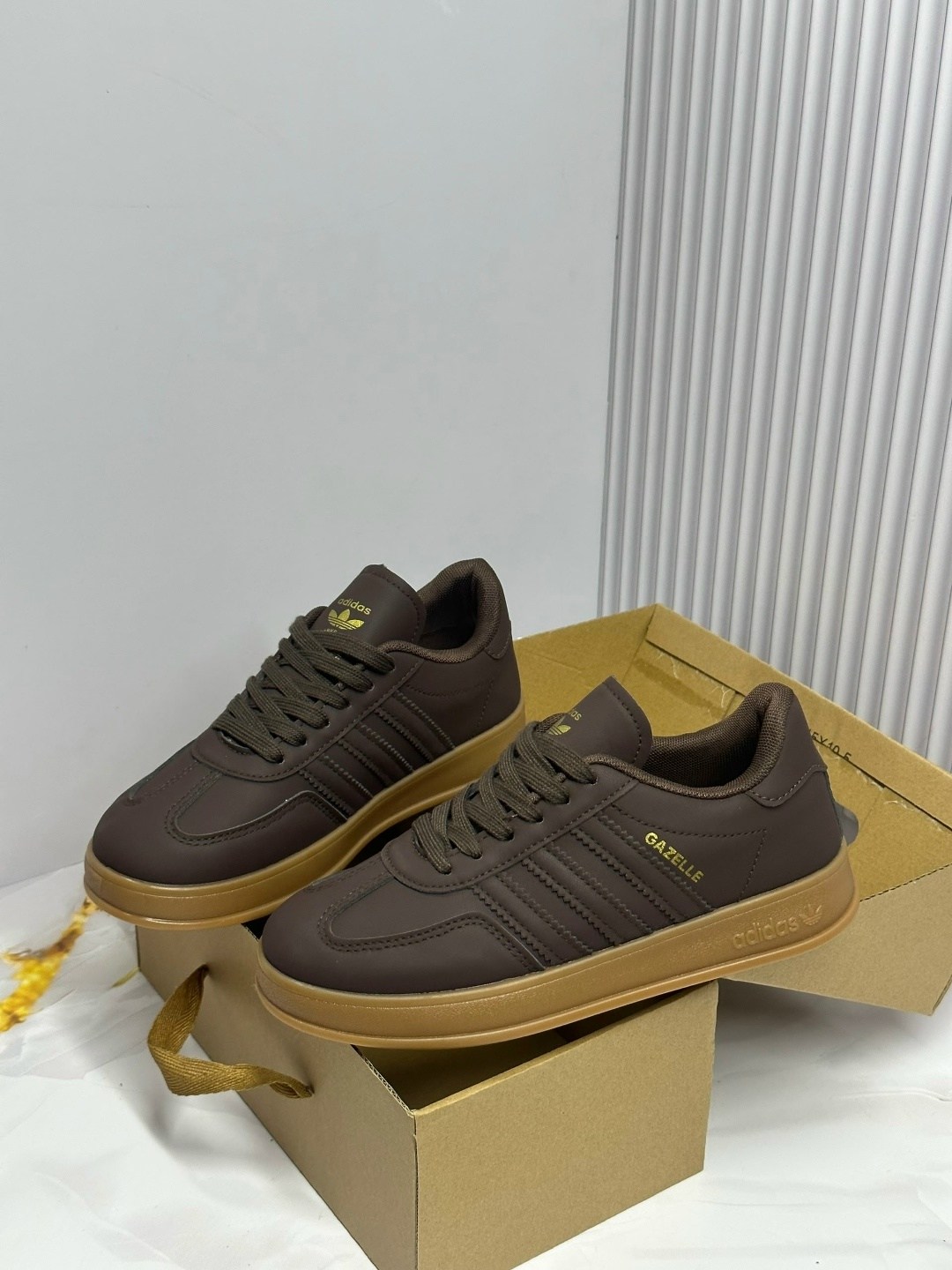 коричневые кроссовки адидас,,кроссовки adidas,adidas original,adidas city series