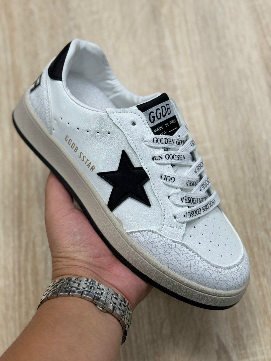 golden goose кеды hi star на платформе черный,кеды golden goose,кроссовки golden goose,кроссовки golden goose superstar black white,golden goose super-star