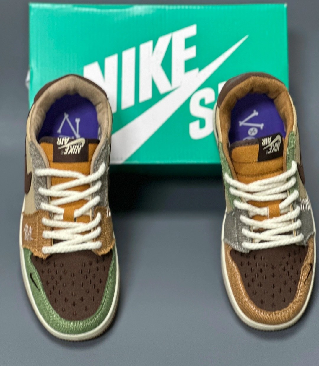 кроссовки zion williamson x air jordan 1 low og,nike air jordan 1 low x zion williamson voodoo,кроссовки nike air jordan 1 low voodoo,кроссовки женские nike sb dunk low premium lux,кроссовки кеды air