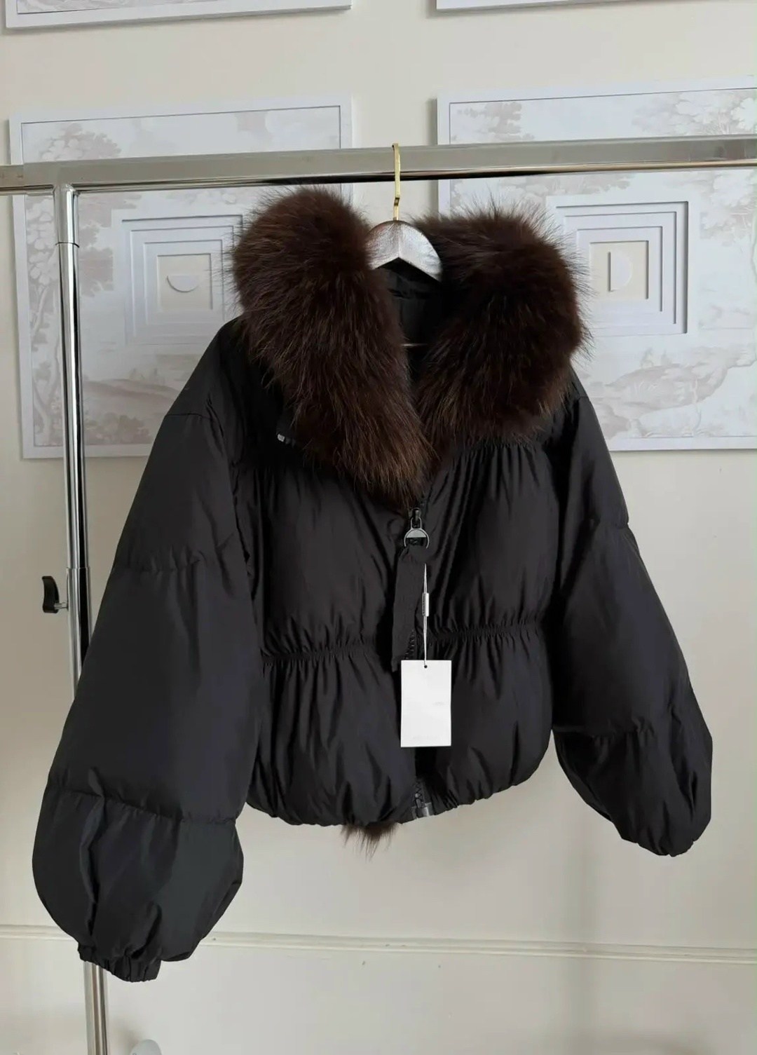 бомбическая куртка max mara с натуральным мехом,куртка с мехом натуральным,куртка на меху,куртка max mara с натуральным мехом,бомбическая куртка с натуральным мехом