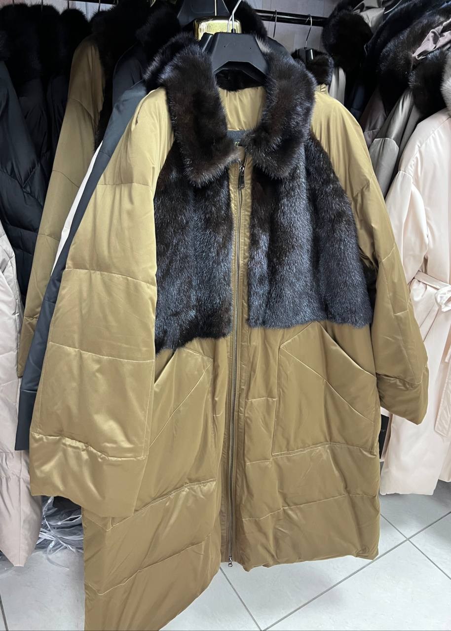 женский пуховик loro piana,куртка зимняя теплая с капюшоном okxana utova brand,женские пуховики,пуховик комбинированный с норкой,куртка пуховик с норкой