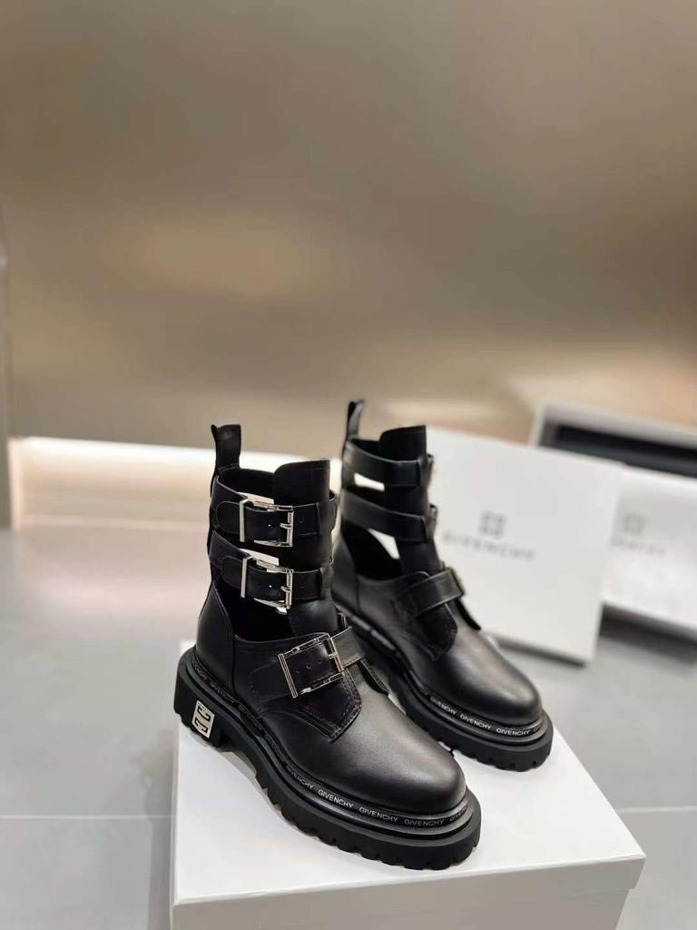 ботинки givenchy,ботинки баленсиага женские оригинал,лакированные ботинки дживанши,ботинки живанши,сапоги ботинки женские