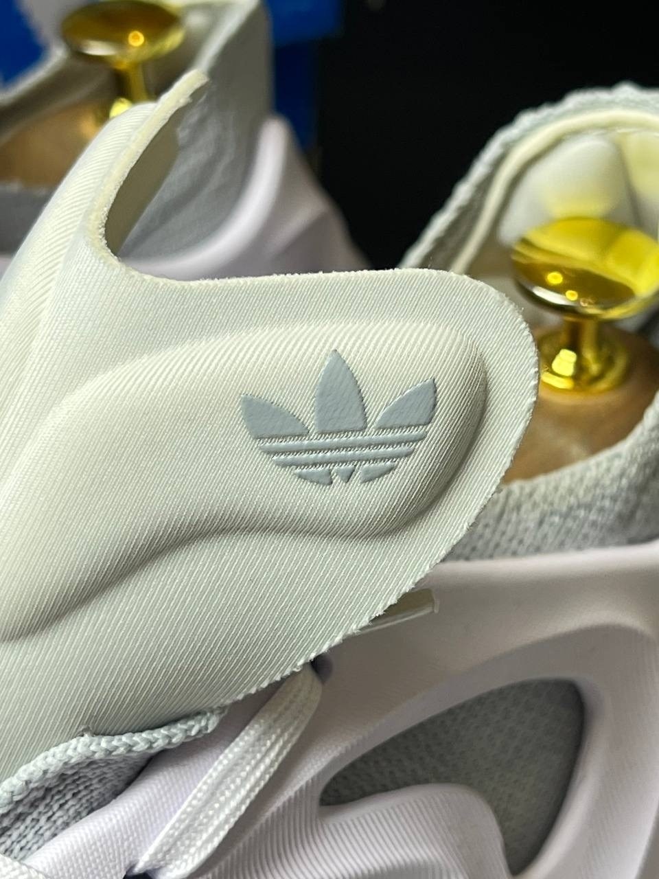 кроссовки adidas adifom q,adidas originals adifom q,кроссовки adidas,кроссовки adidas adifom,кроссовки adidas originals adifom