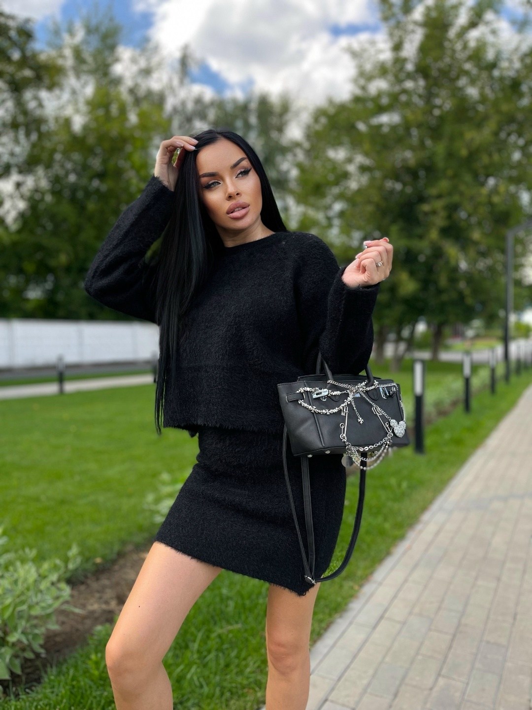модная ,костюм женский двойка с юбкой,платье вязаное, ,вязаное платье туника