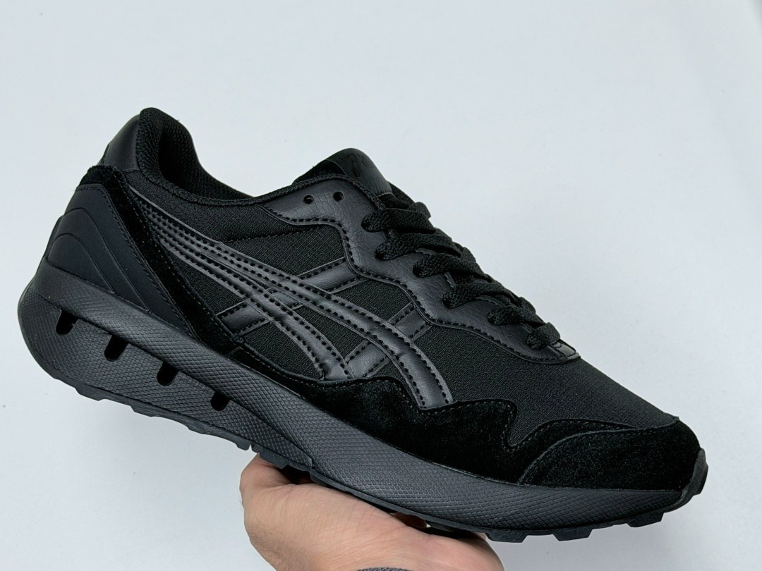кроссовки asics,кроссовки,кроссовки мужские asics,мужской кроссовки,российские кроссовки