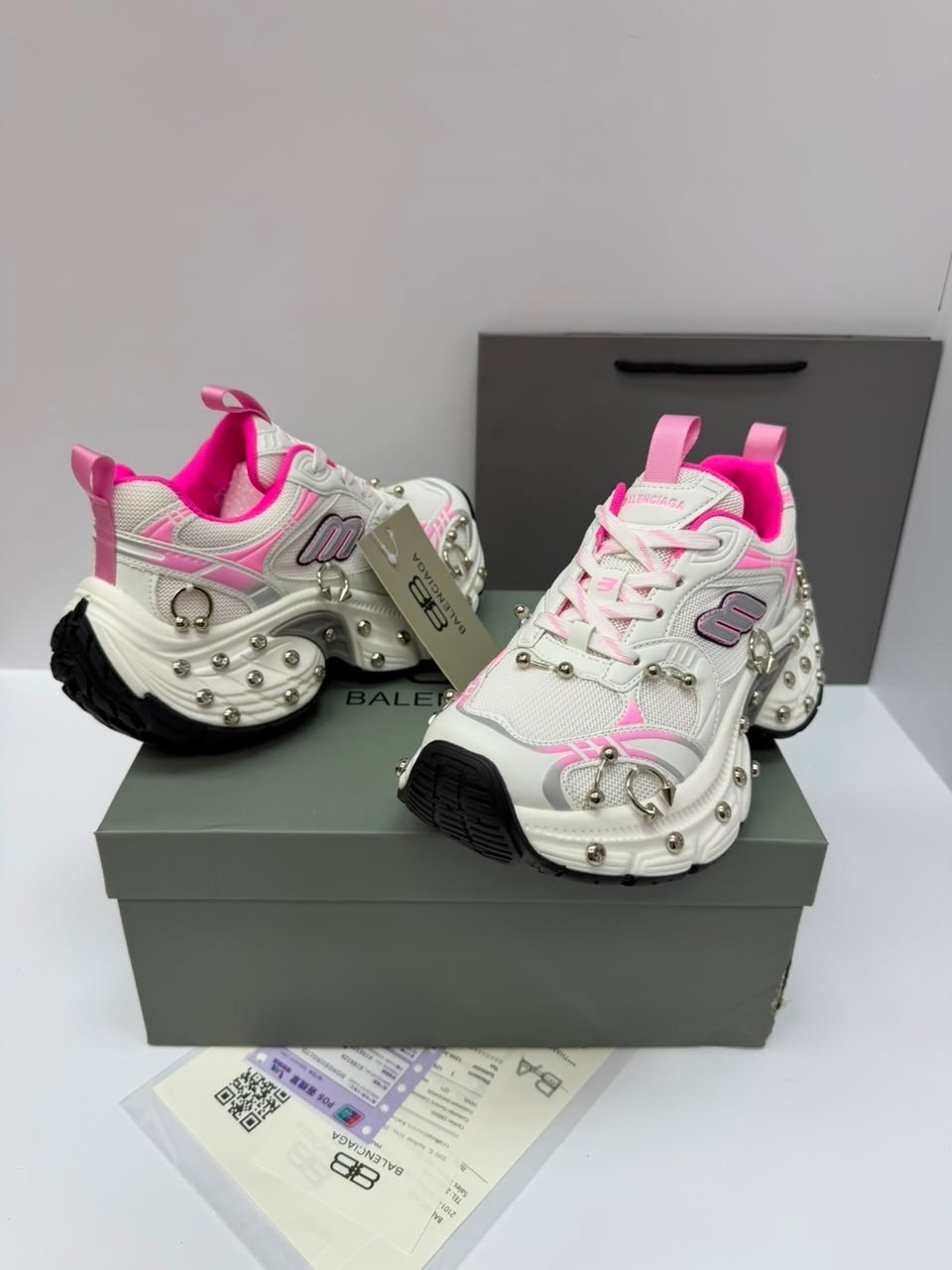 женские кроссовки balenciaga,кроссовки balenciaga,кроссовки,кроссовки balenciaga cargo 785756w2mv premium white-pink,кроссовки женские