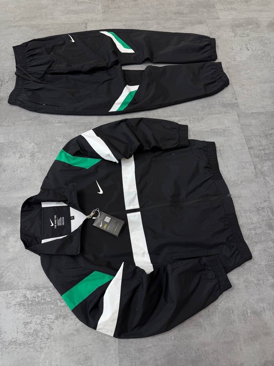 костюм спортивный nike,костюм найк мужской плащевка,спортивный костюм плащевка мужской,мужской спортивный костюм,спортивный костюм плащевочный