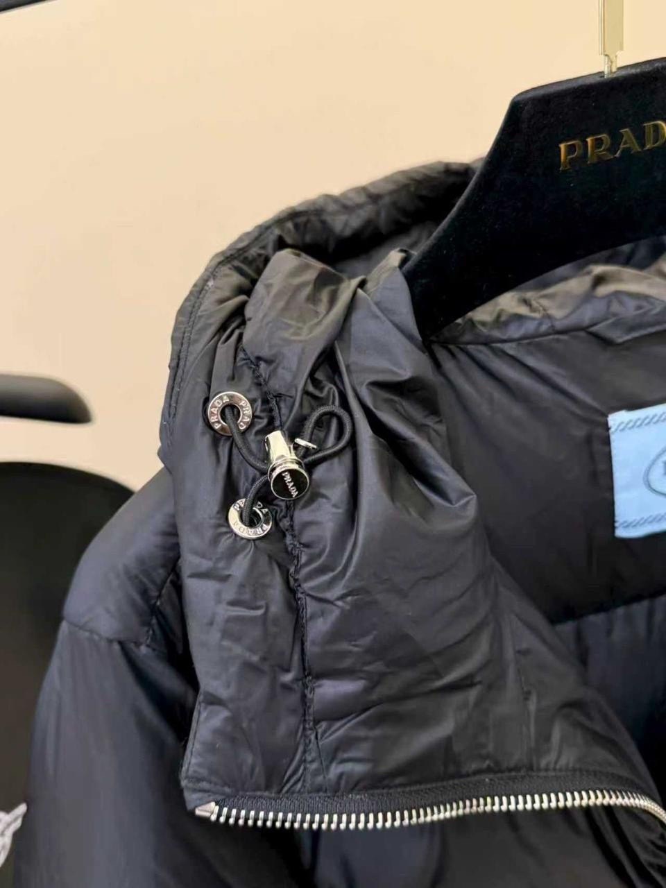 пуховик prada,пуховик prada женский,пуховик мужской prada,пуховик moncler женский,куртка prada