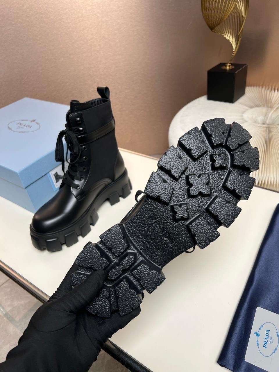 ботинки женские prada,ботинки prada,ботинки женские,,prada combat boots