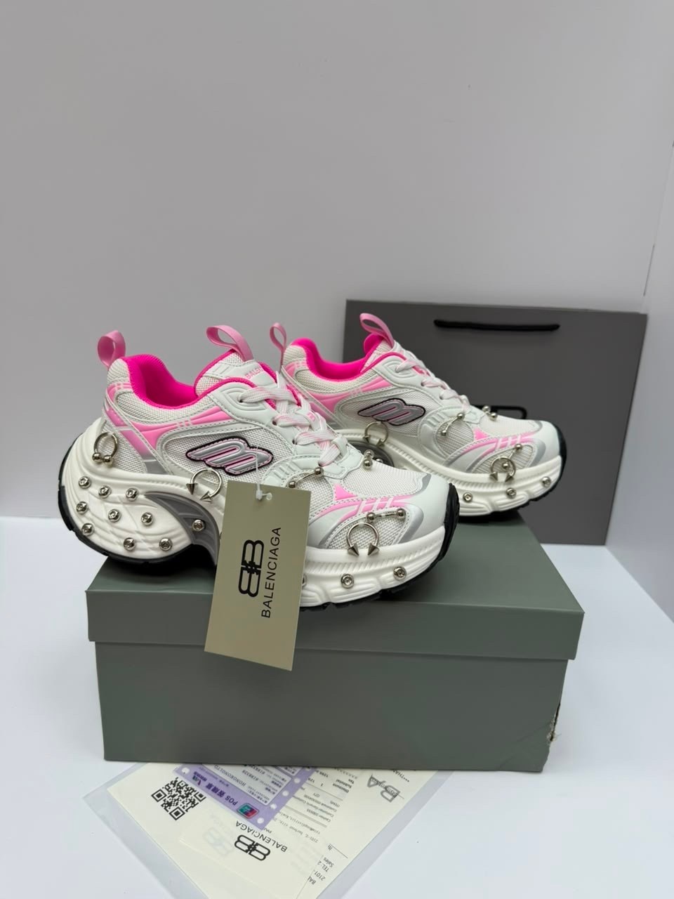 женские кроссовки balenciaga,кроссовки balenciaga,кроссовки,кроссовки balenciaga cargo 785756w2mv premium white-pink,кроссовки женские