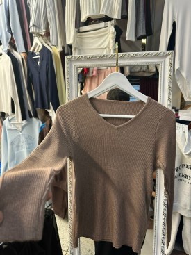 Свитер