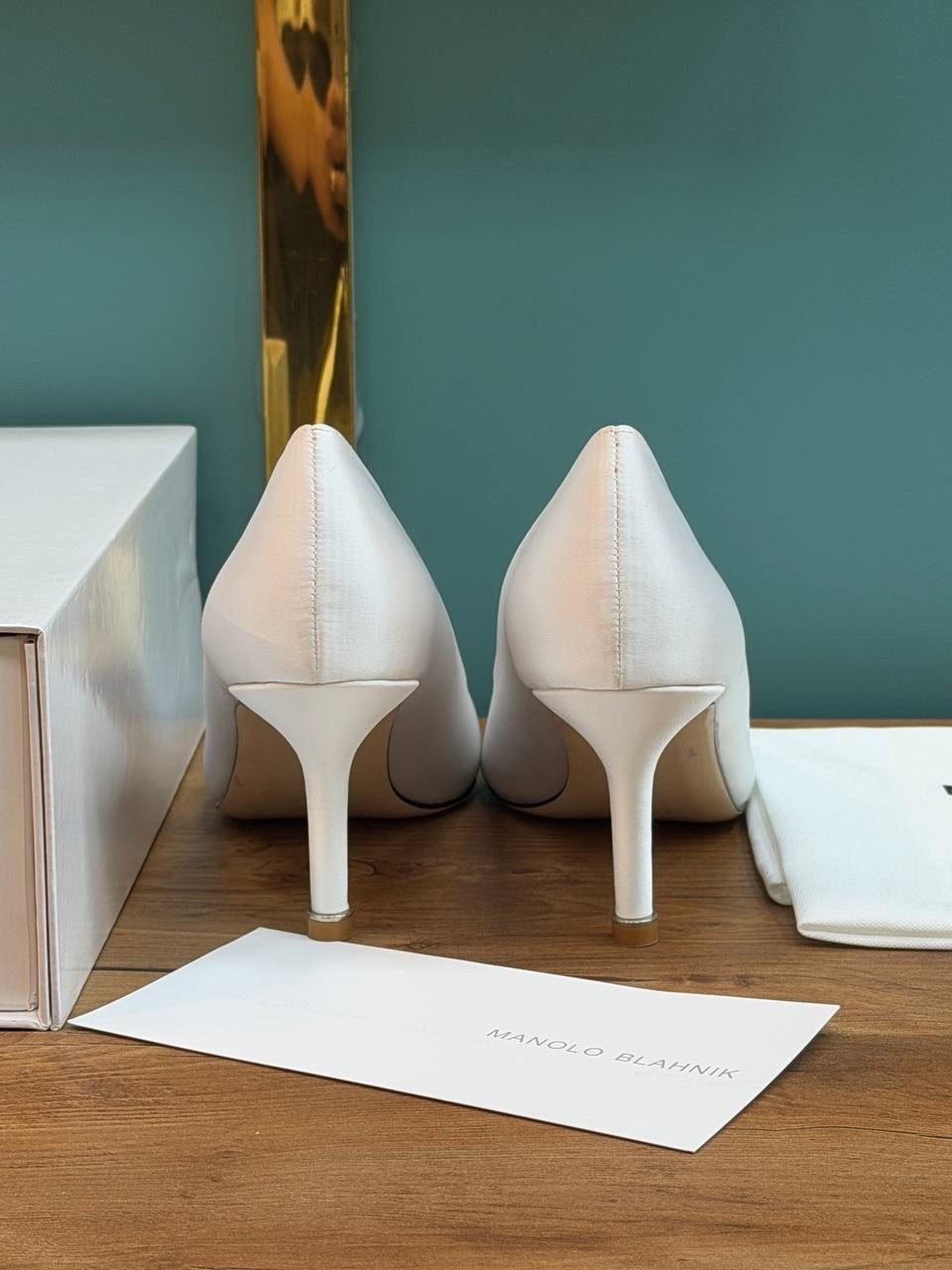 туфли manolo blahnik,туфли маноло бланик,туфли manolo blahnik hangisi,туфли маноло бланик белые,маноло бланик белые