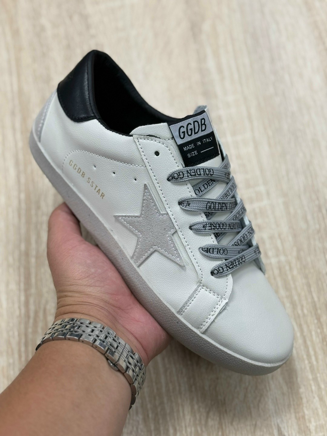 golden goose кеды hi star на платформе черный,кеды golden goose,кроссовки golden goose,кроссовки golden goose superstar black white,golden goose super-star