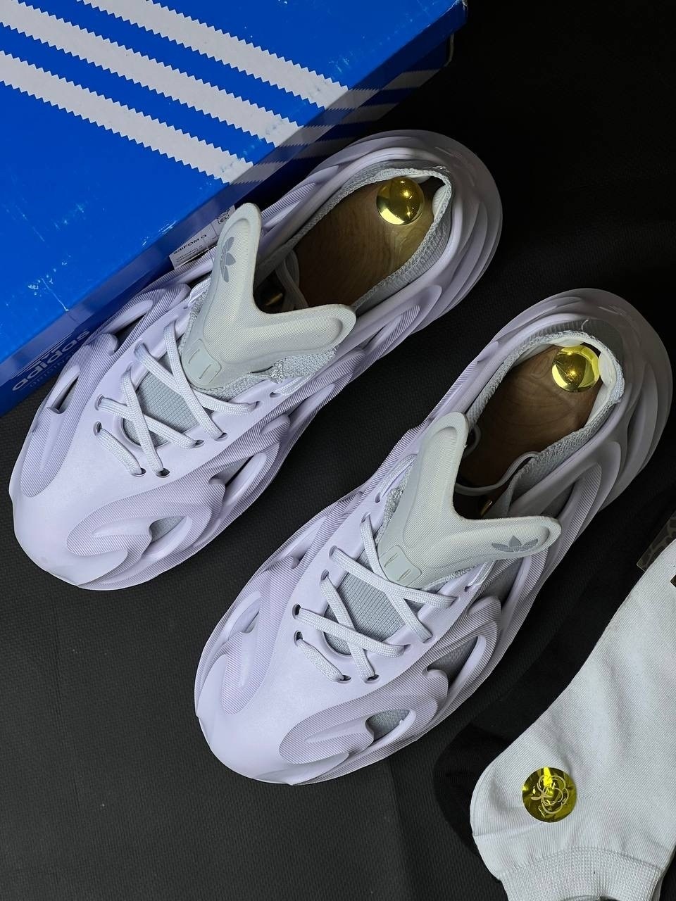 кроссовки adidas adifom q,adidas originals adifom q,кроссовки adidas,кроссовки adidas adifom,кроссовки adidas originals adifom
