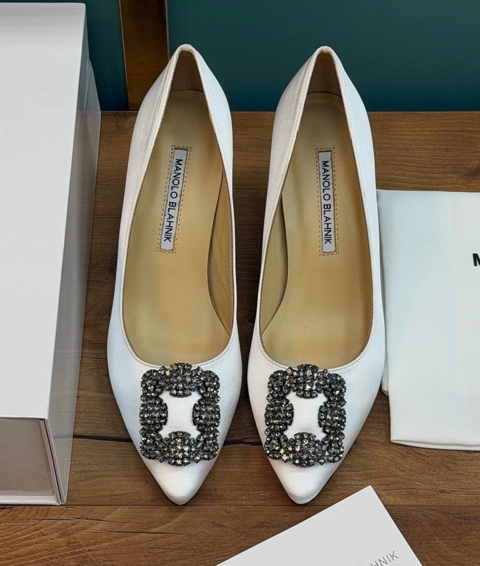 туфли manolo blahnik,туфли маноло бланик,туфли manolo blahnik hangisi,туфли маноло бланик белые,маноло бланик белые