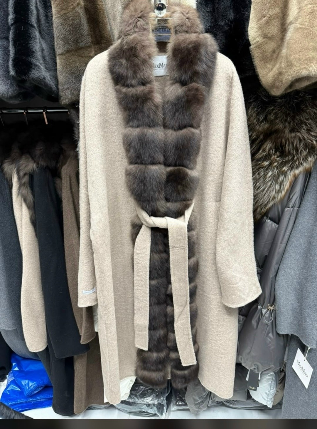 пальто с мехом,пальто женское,пальто с песцом,пальто шерстяное с мехом соболя stone,пальто женское с мехом