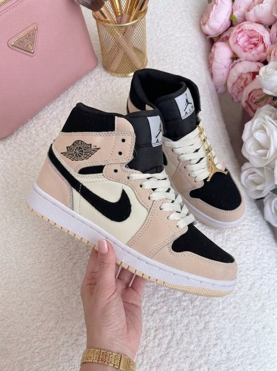 женские кроссовки nike air jordan 1 mid,кроссовки nike air jordan 1 retro high,nike air jordan 1 retro high,air jordan 1 retro high og university blue,кроссовки nike air jordan 1 retro high og