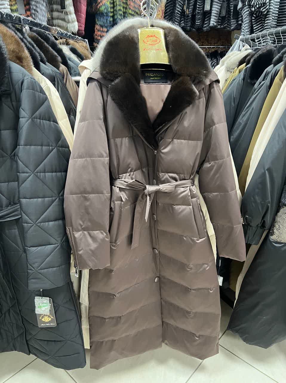 женский пуховик,пуховик,зимний пуховик "billissimo piumino",пуховик maxmara-bogerner 42-56,пуховик caterina leman