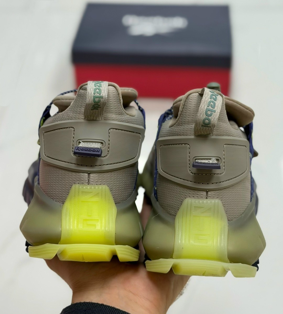 кроссовки reebok zig kinetica edge,кроссовки reebok zig kinetica,reebok zig kinetica кроссовки мужские,кроссовки мужские reebok zig kinetica edge,кроссовки reebok