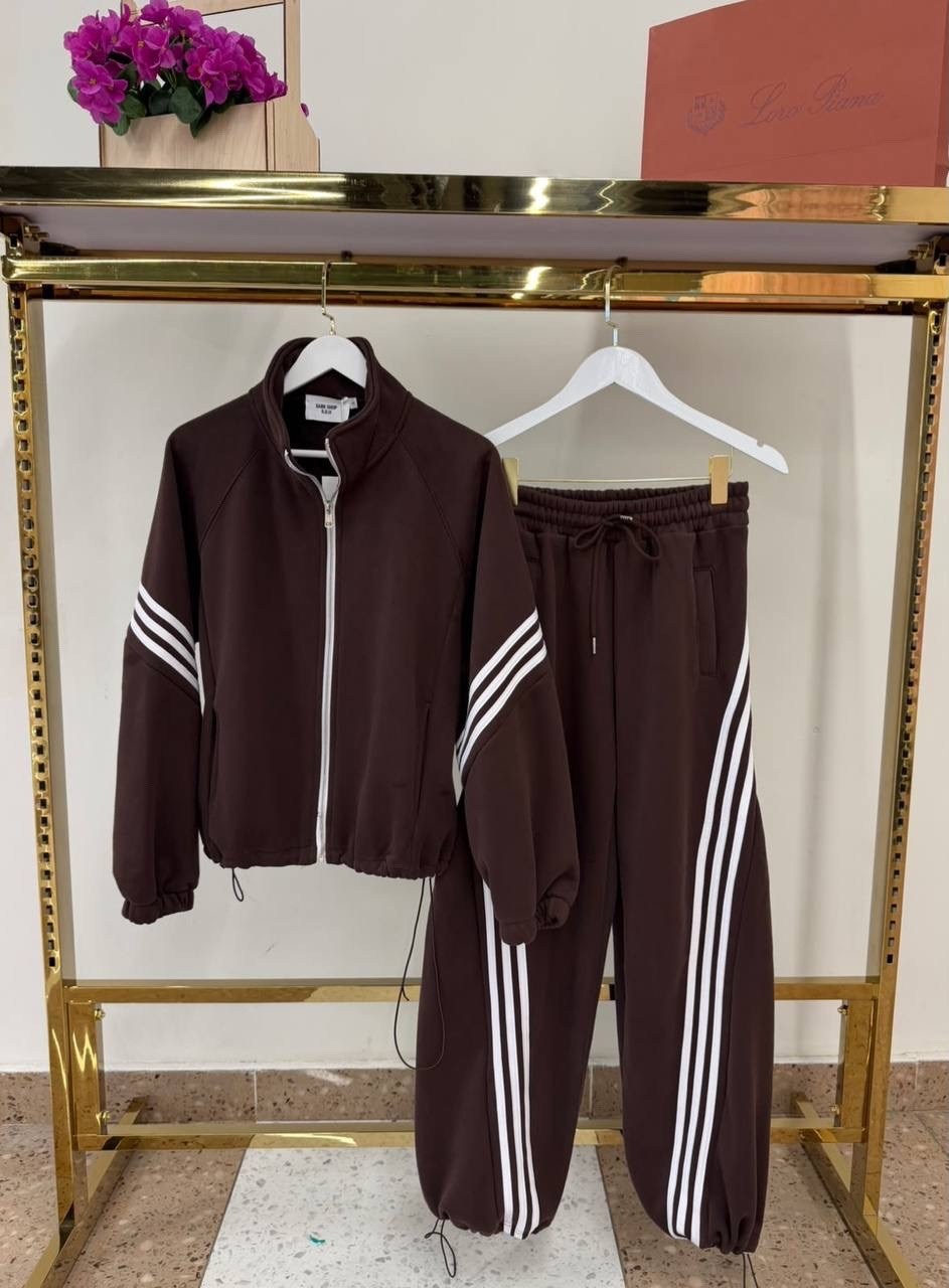 спортивный костюм женский adidas,спортивные костюмы женские,спортивный костюм,спортивные костюмы адидас,костюм с лампасами