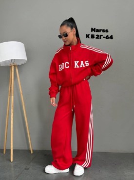 Костюм
