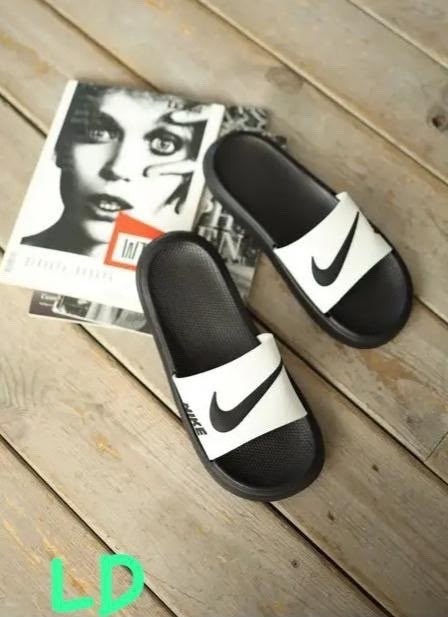 шлепанцы nike,,nike benassi шлепанцы,тапки пляжные найк,найк шлёпанцы лля лета