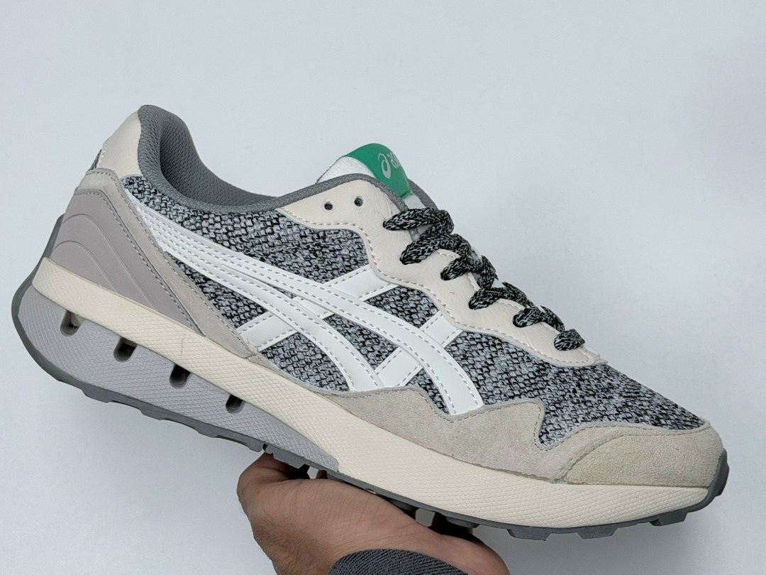 кроссовки asics,кроссовки,кроссовки мужские asics,мужской кроссовки,российские кроссовки