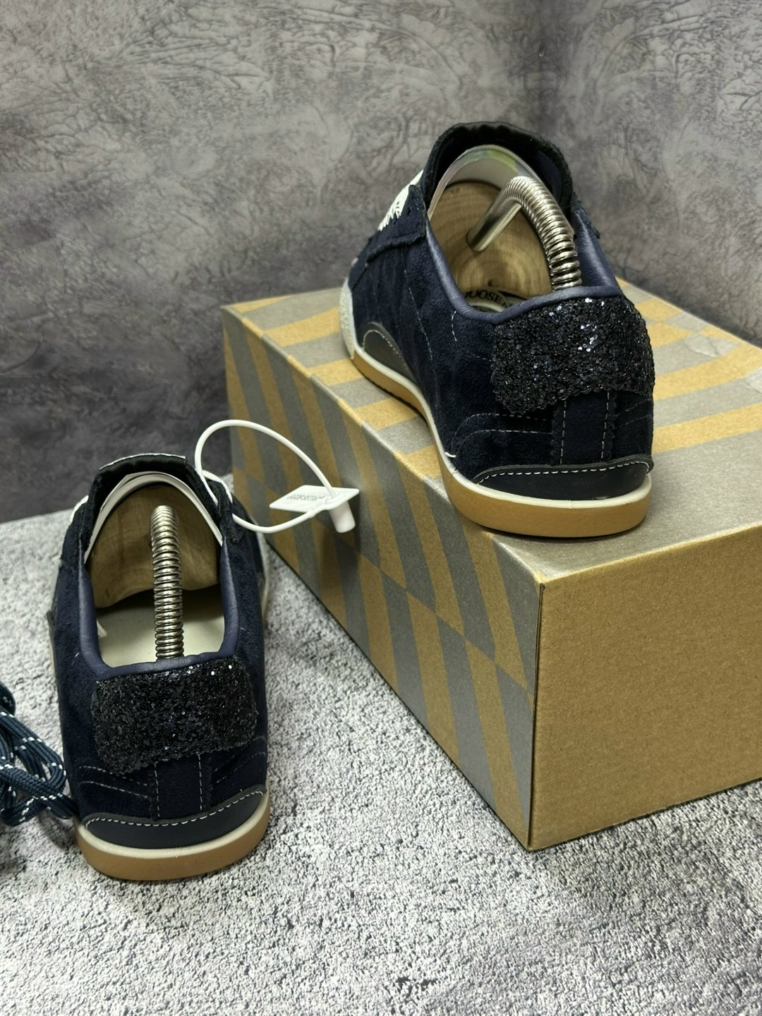 ,кеды golden goose женские,кеды golden goose,кроссовки golden goose,golden goose super star