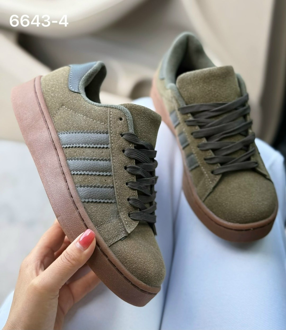 ,кроссовки adidas,спортивная ,повседневные кроссовки,кроссовки adidas campus