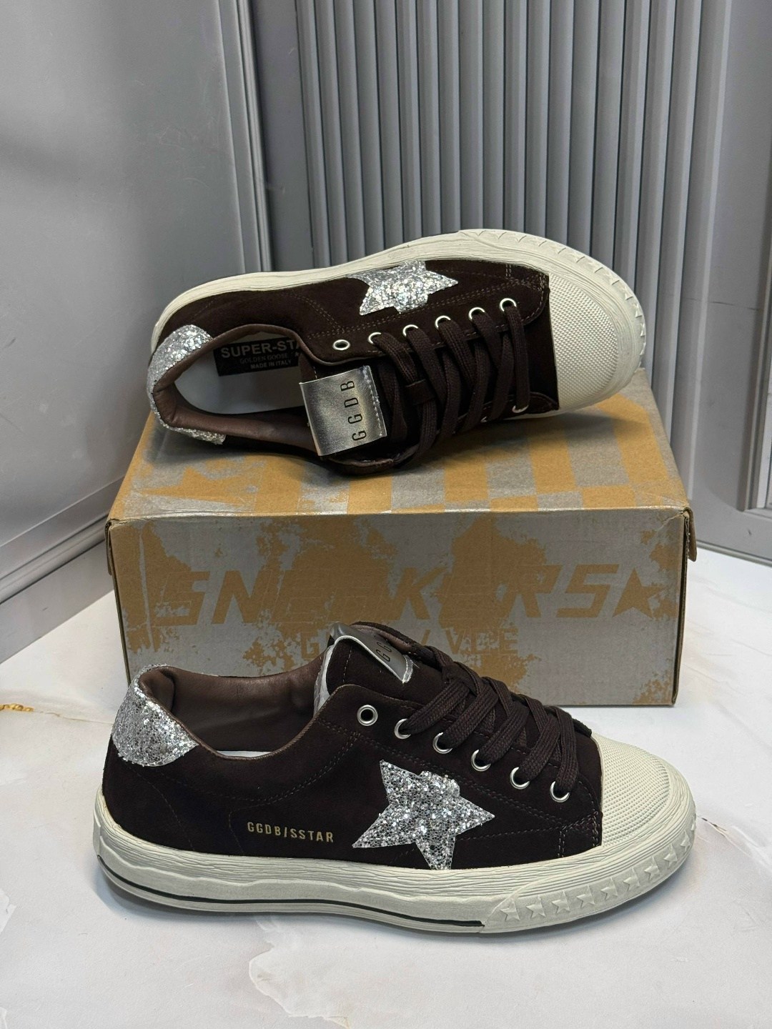 ,кеды hi star с блестками golden goose черный,кеды golden goose, женская,кроссовки golden goose