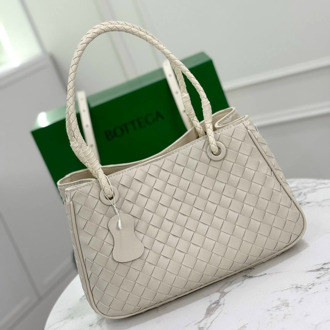 женская сумка bottega veneta,сумка bottega veneta,сумка bottega veneta черный,маленькая сумка bottega veneta,сумка bottega veneta point
