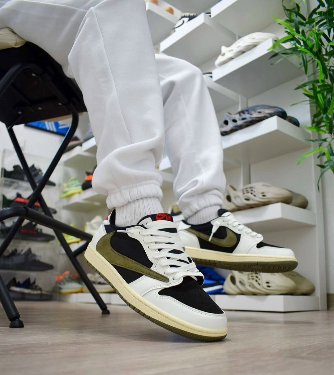 air jordan 1 low travis scott,кроссовки air jordan 1 low travis scott,nike air jordan 1 low travis scott,кроссовки кожа,кроссовки мужские и женские