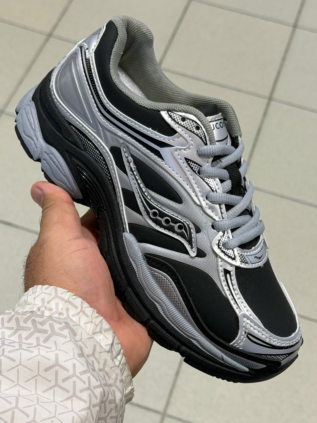 кроссовки saucony,кроссовки,кроссовки saucony progrid omni 9,saucony progrid omni 9,спортивная