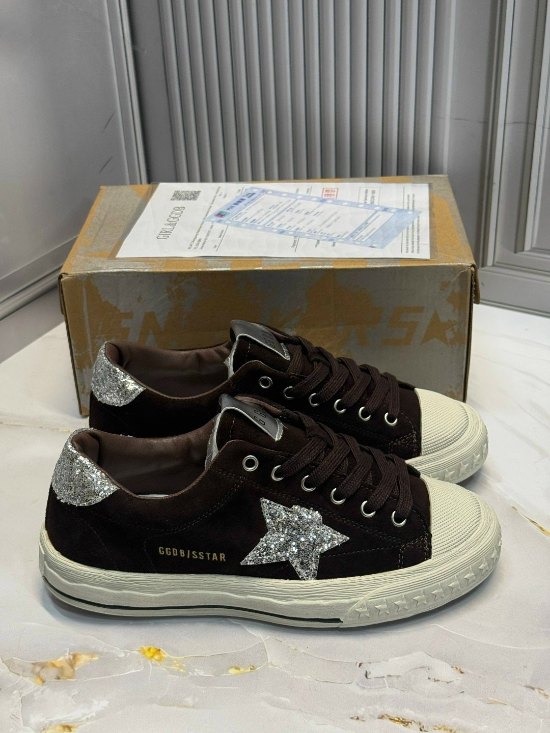 ,кеды hi star с блестками golden goose черный,кеды golden goose, женская,кроссовки golden goose