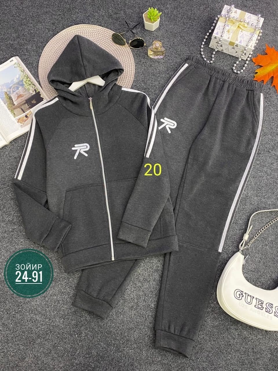 спортивный костюм женский,женский спортивный костюм adidas на флисе,спортивный костюм,спортивный костюм адидас женский ,женский костюм адидас