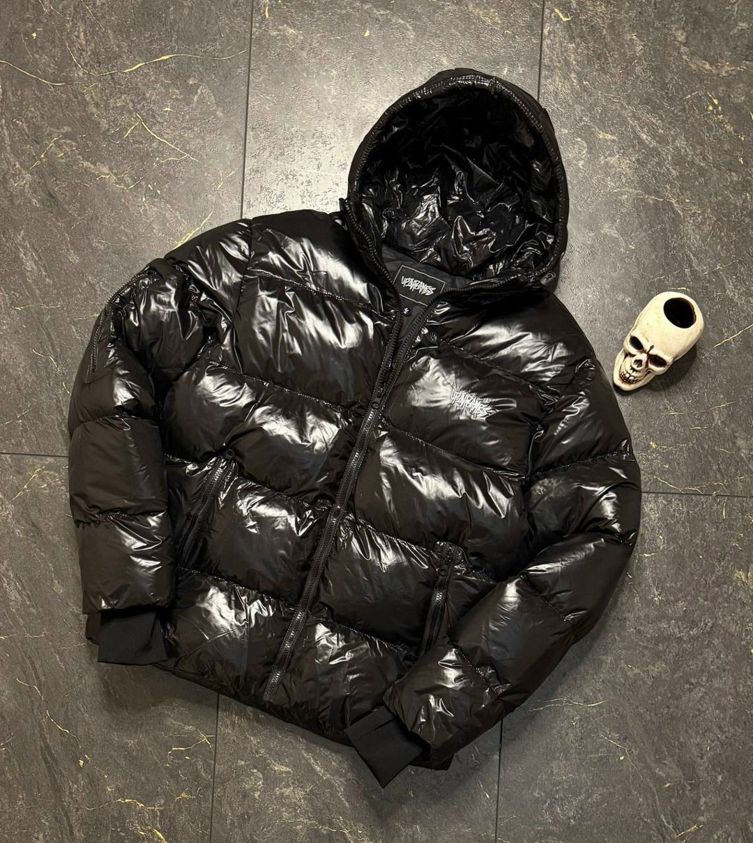 пуховик moncler мужской,зимняя куртка монклер,мужские пуховики и куртки,пуховик moncler,мужская куртка пуховик зимнее