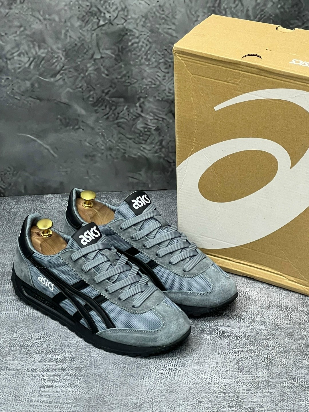 мужские кроссовки asics,,кроссовки asics,мужской кроссовки,кроссовки asics onitsuka tiger