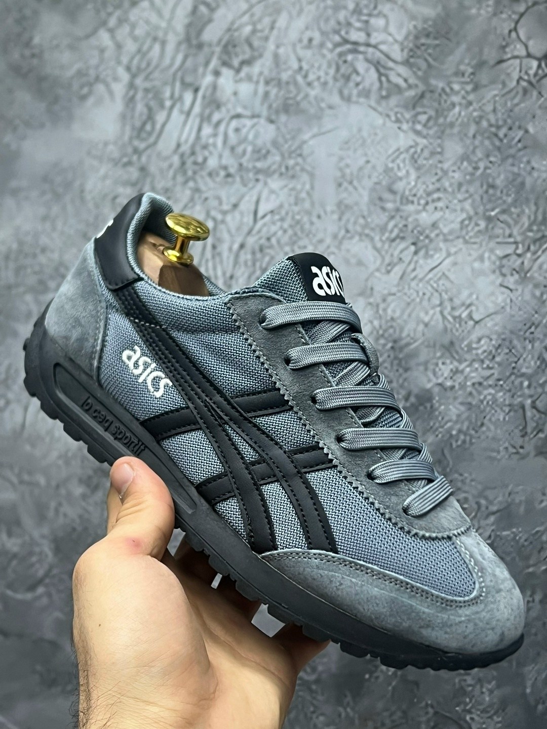 мужские кроссовки asics,,кроссовки asics,мужской кроссовки,кроссовки asics onitsuka tiger