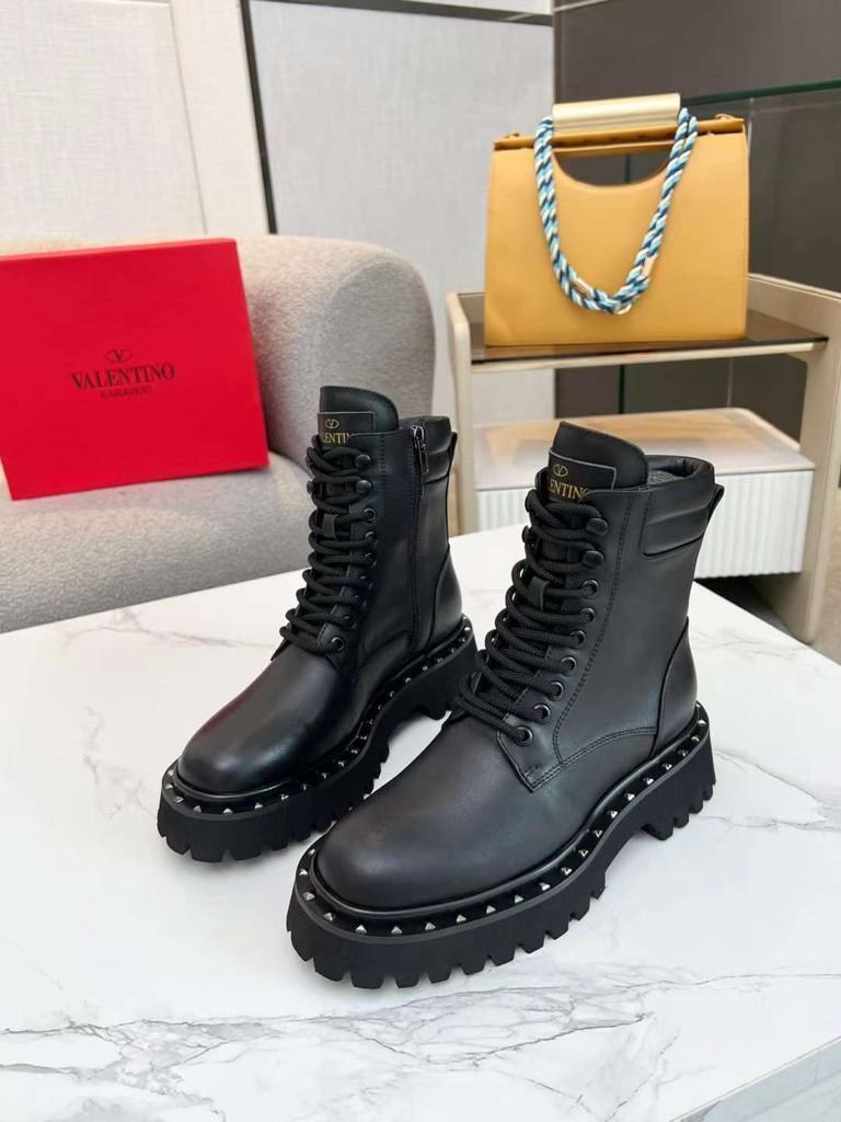 ,ботинки valentino,ботинки женские черные,ботинки celine женские на шнуровке,ботинки