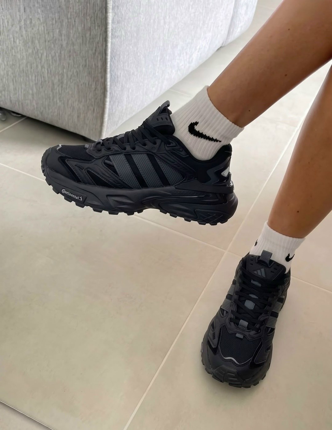 кроссовки adidas,мужские кроссовки adidas,кроссовки,кроссовки адидас,кроссовки черные