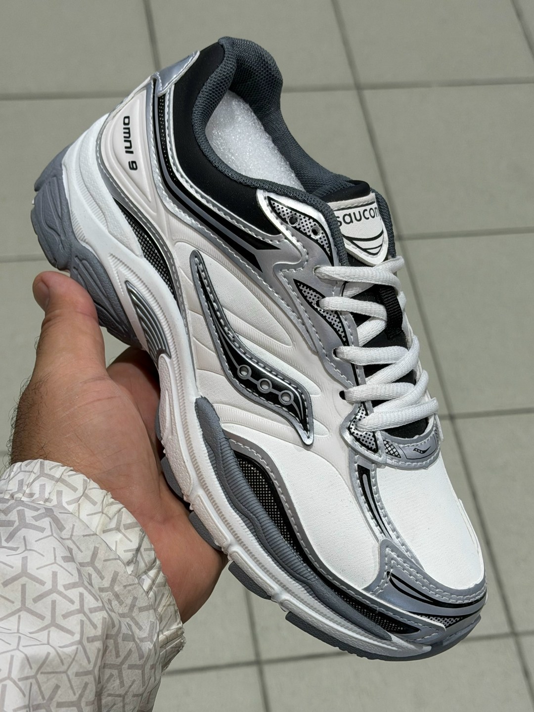 кроссовки saucony,кроссовки,кроссовки saucony progrid omni 9,saucony progrid omni 9,спортивная