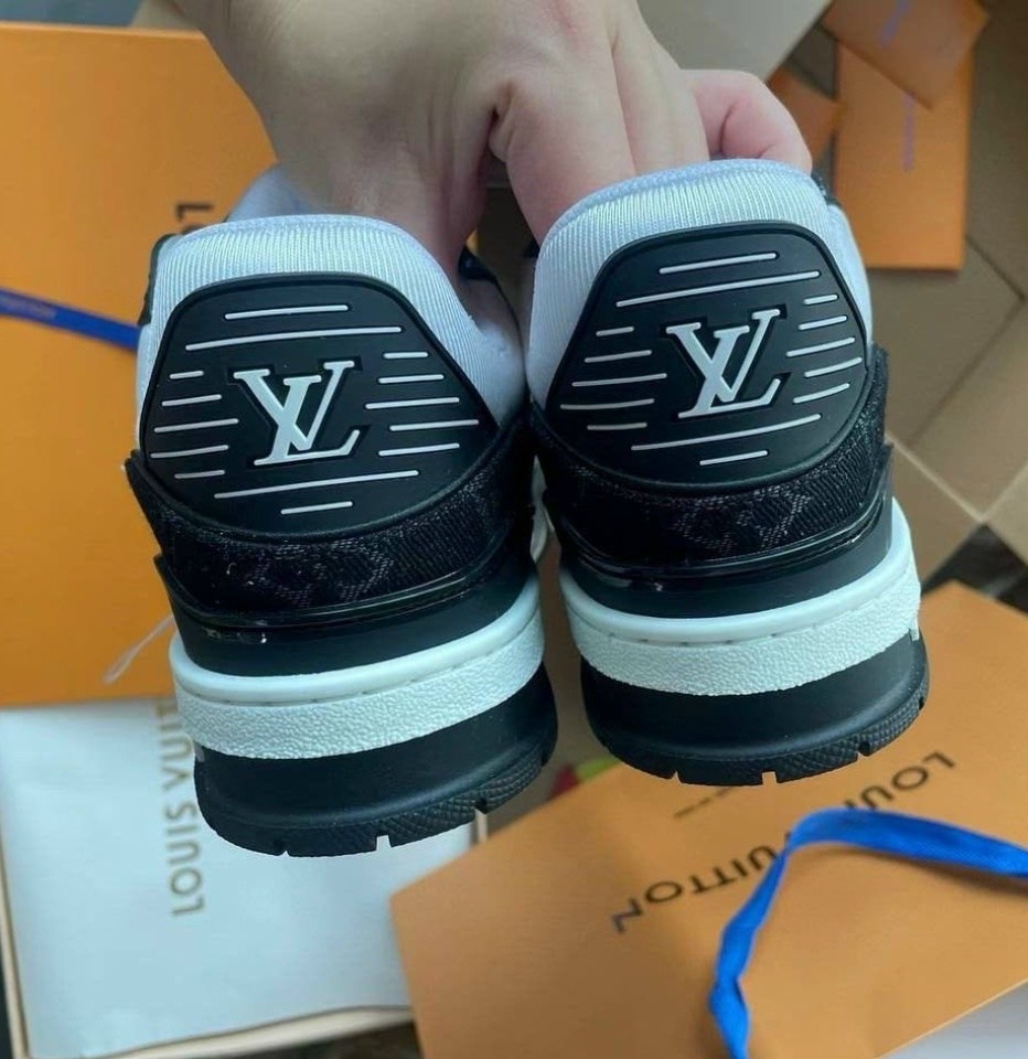 кроссовки louis vuitton trainer,кроссовки louis vuitton,кроссовки луи виттон,louis vuitton кроссовки мужские,кроссовки lv