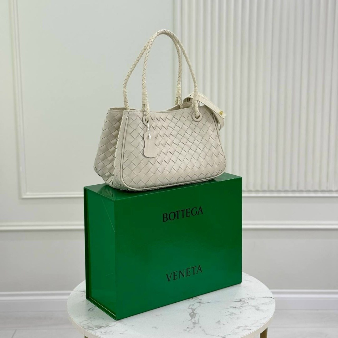 женская сумка bottega veneta,сумка bottega veneta,сумка bottega veneta черный,маленькая сумка bottega veneta,сумка bottega veneta point