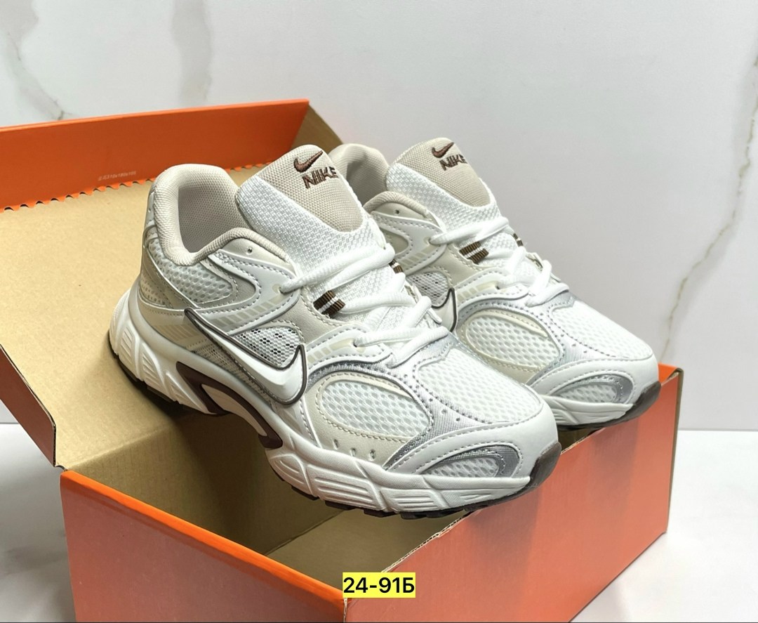 кроссовки nike v 5 rnr,женские кроссовки nike,кроссовки v5 rnr nike,кроссовки nike,женские кроссовки