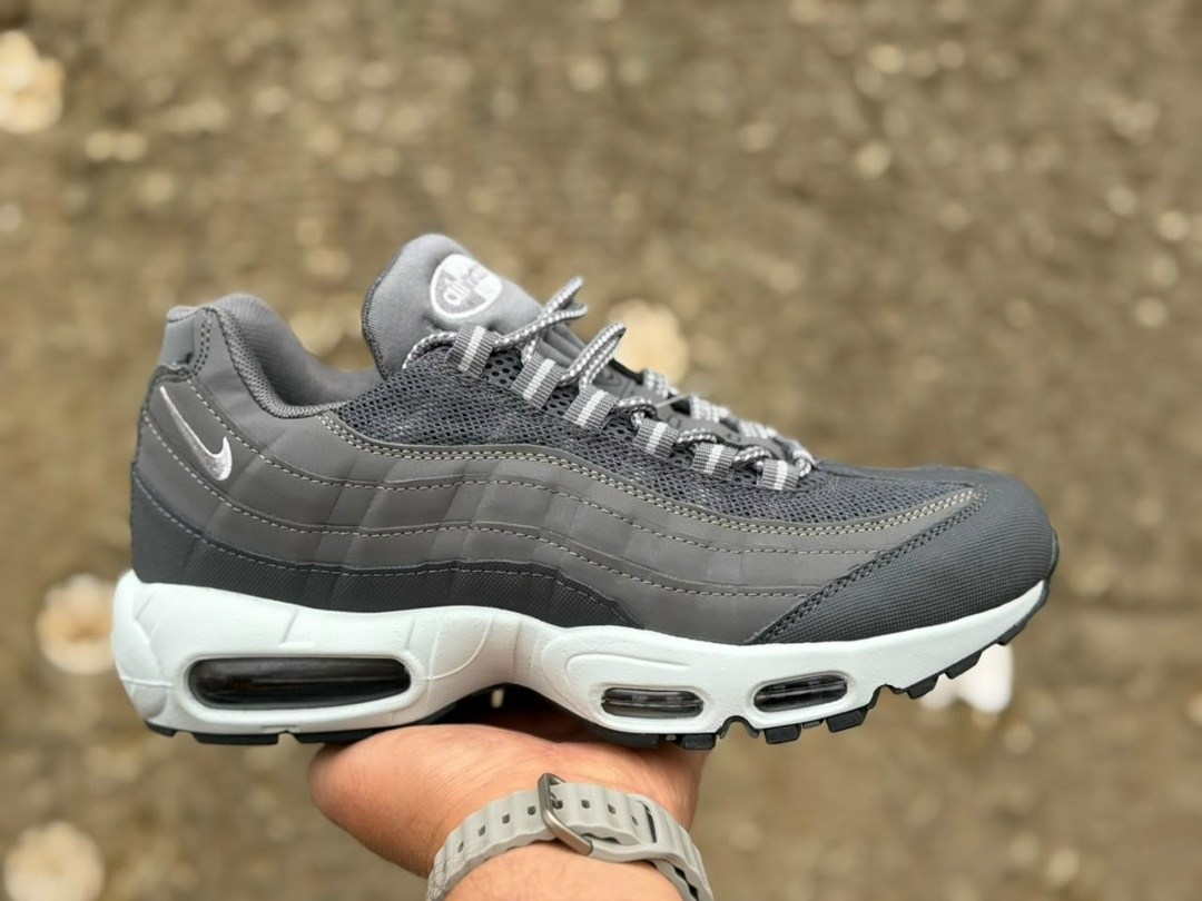 nike air max 95 essential,nike air max 95,nike air max 95 grey,nike air max 95 серые,кроссовки air max 95 premium