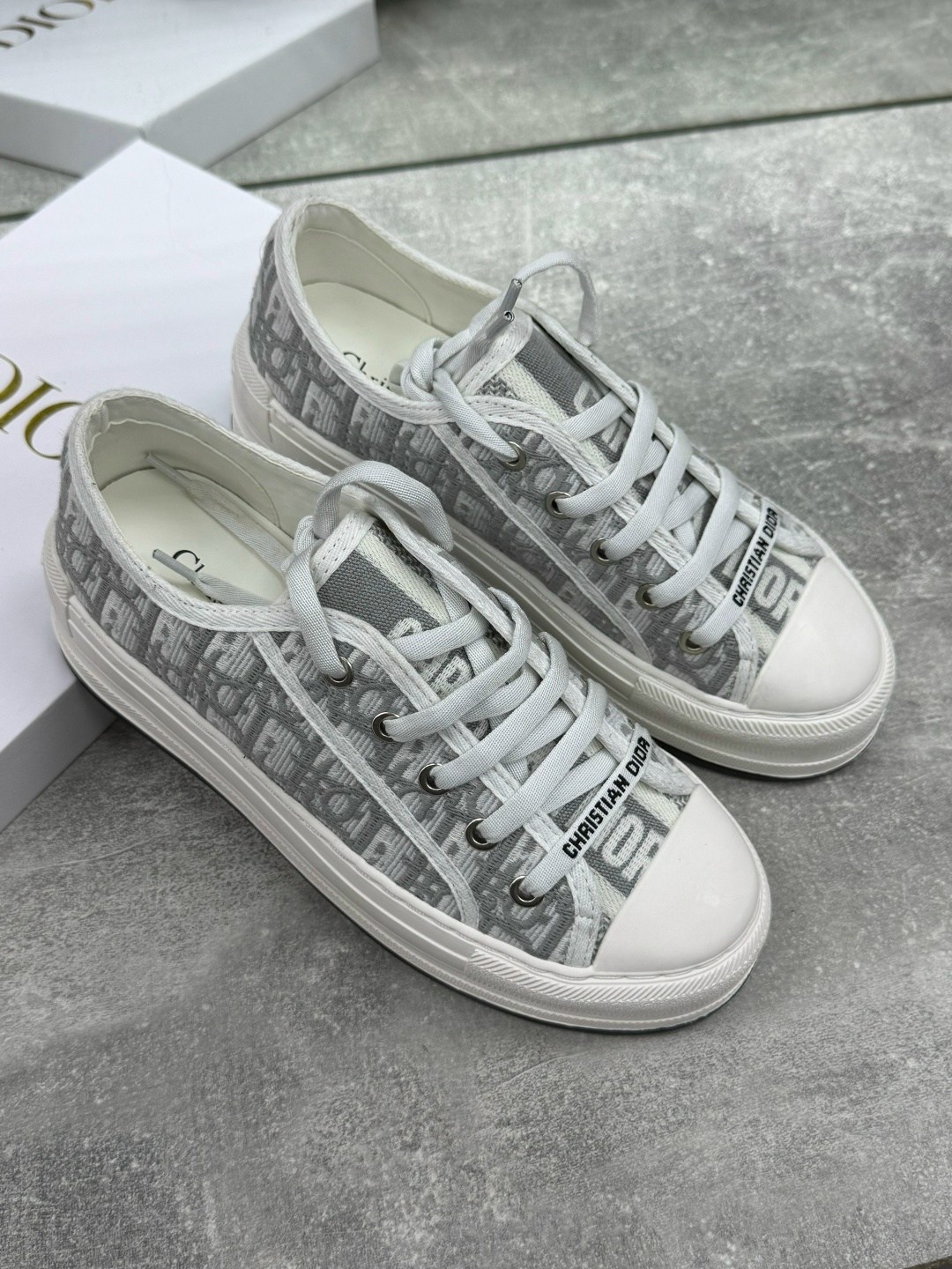 dior кеды женские,кеды christian dior,кеды диор,dior кеды,кеды диор женские