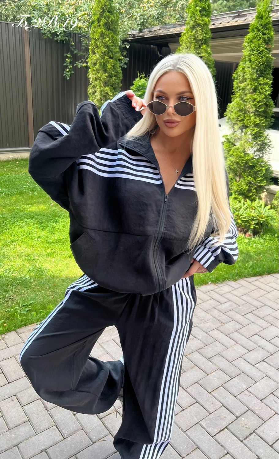 спортивный костюм оверсайз voi-fashion,спортивный костюм женский,женский костюм,спортивный костюм,костюм