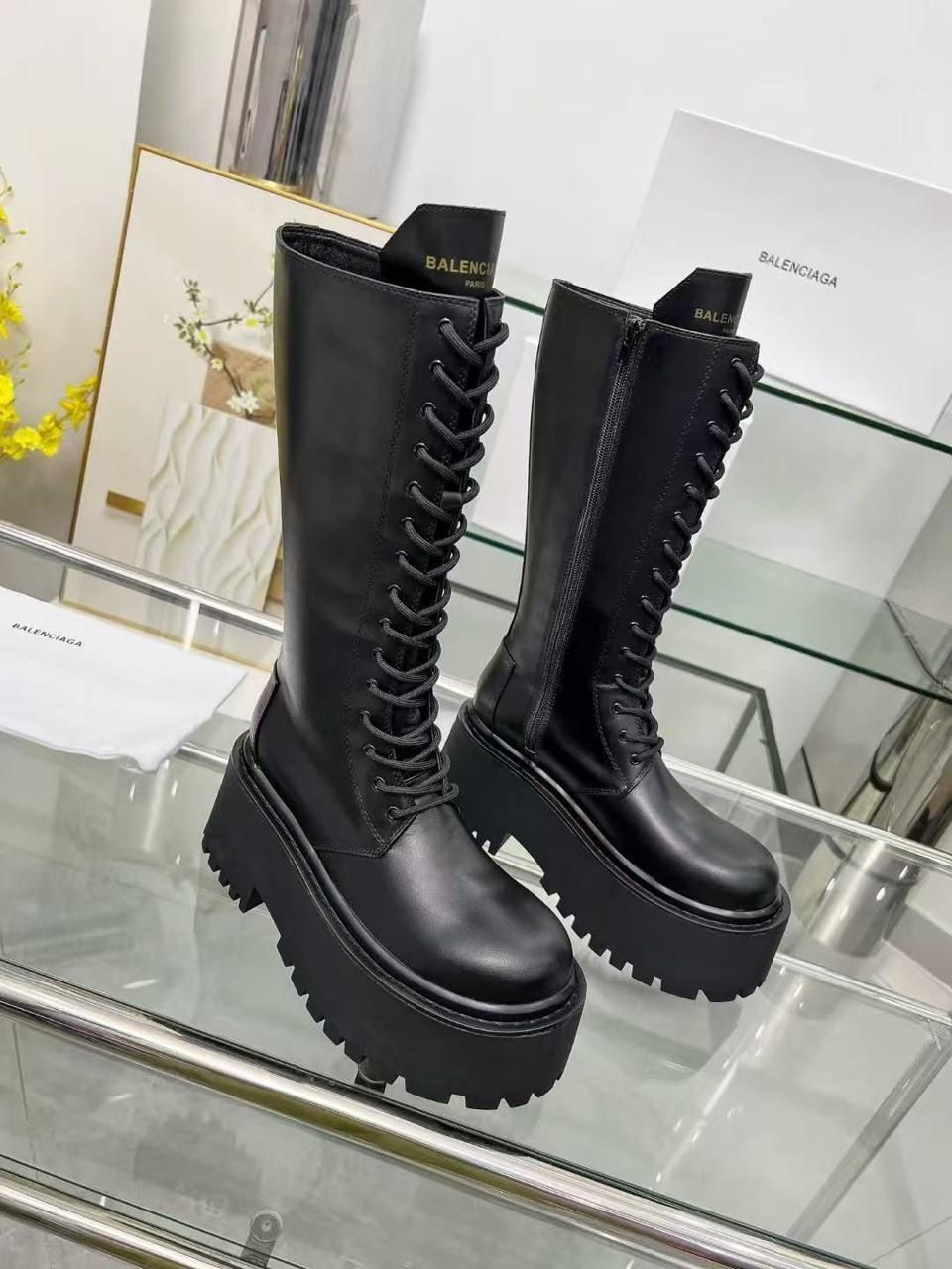 ботинки balenciaga,сапоги balenciaga,ботинки женские на платформе balenciaga 36-41,ботинки balenciaga на шнуровке черные,balenciaga женские кожаные сапоги на шнуровке чёрного цвета