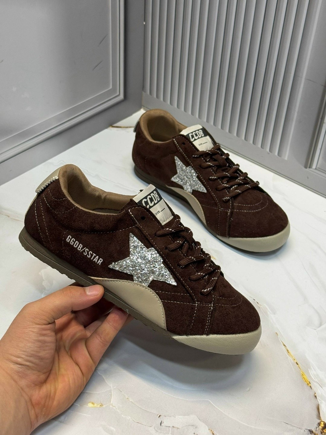 ,кроссовки golden goose, женская,женские кроссовки,спортивная