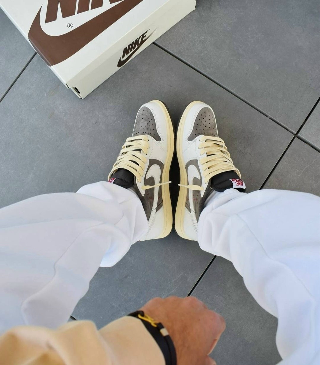 кроссовки nike air jordan 1 low travis scott,nike air jordan 1 low travis scott reverse mocha,nike air jordan 1 low travis scott,кроссовки nike air jordan 1 low x travis scott,кроссовки nike air jorda